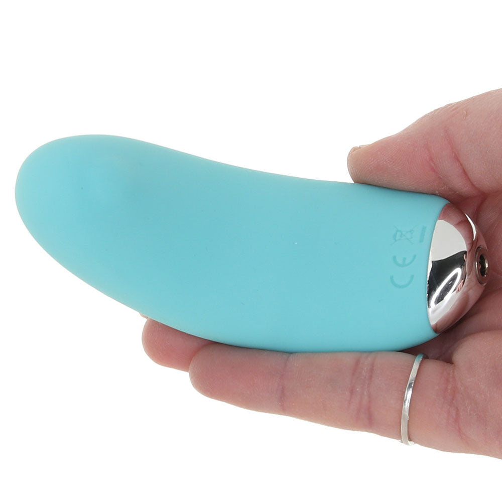 Niki Rechargeable Magnetic Panty Vibe